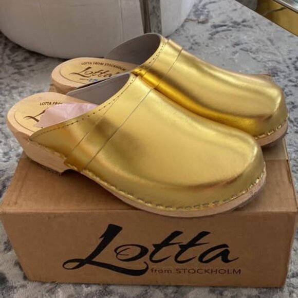 Lotta From Stockholm Shoes - Gold Lotta Clogs, Size 8